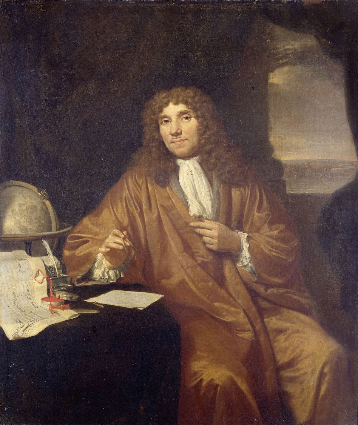 Portrait of microbiologist Antonie van Leeuwenhoek, by Jan Verkolje, 1680-86. Rijksmuseum. Public Domain.