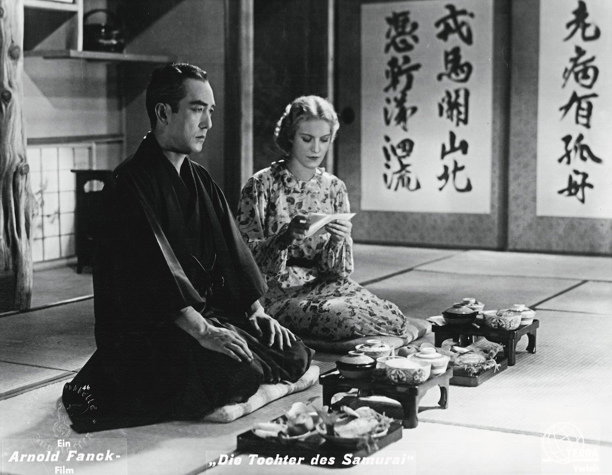 Still from Nazi German propaganda film The Daughter of the Samurai (Die Tochter des Samurai), 1937. GermanFilms.net.