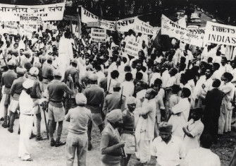 Pro-Tibet banners at an anti-communist protest outside the Chinese embassy in New Dehli, 1962. UHM Library Digital Image Collections. Public Domain.